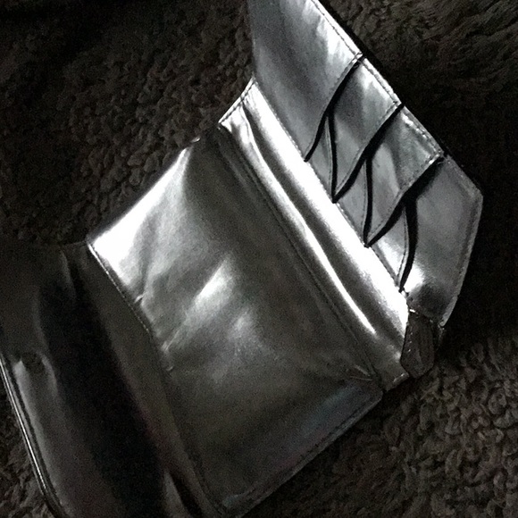 Victoria secret wallet - Picture 2 of 3